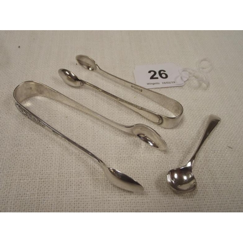 26 - Two pairs of silver plated sugar nips, and a silver  plated mustard spoon.