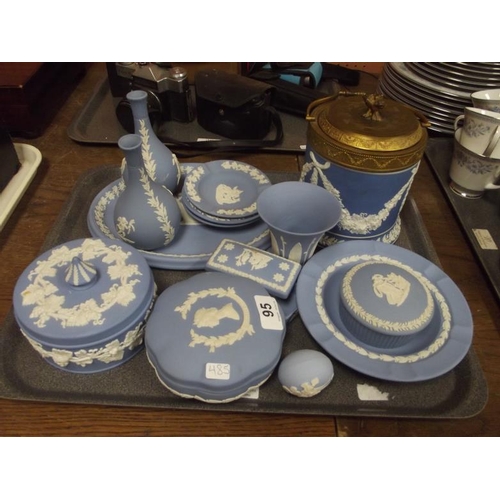 95 - Various Wedgwood ornaments.