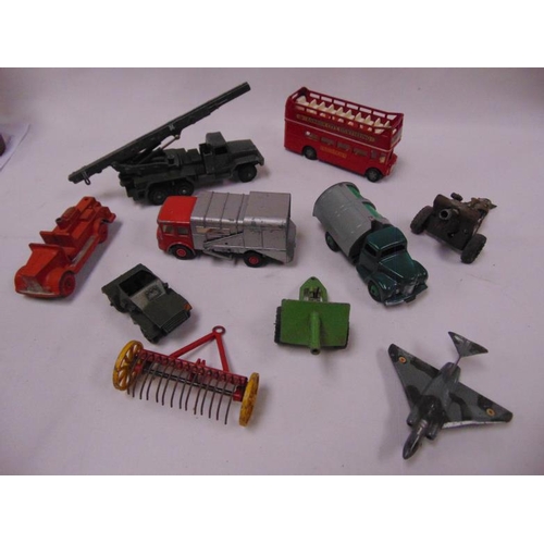 135 - Small quantity of collectable scale model vehicles.