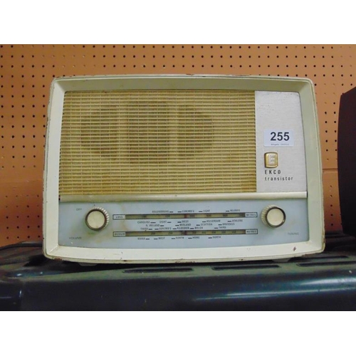 255 - Eko transistor radio.