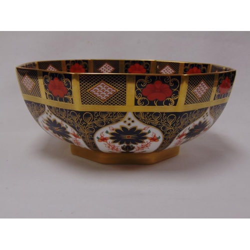 3 - Royal Crown Derby Old Imari octagonal bowl with heavy gold banding, 1128 pattern, first quality, 11.... 