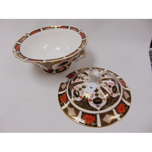 4 - Royal Crown Derby Old Imari large two handled tureen and cover with heavy gold banding, 1128 pattern... 