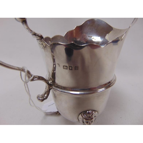 466 - Silver milk jug, London 1922. 3.8onzs.