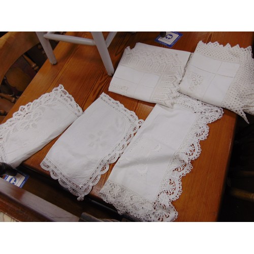 258 - Box of good vintage white work / drawn work / lace table cloths etc.