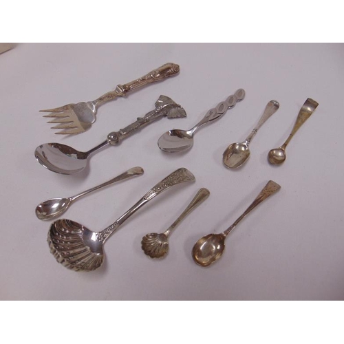 32 - Small quantity of silver / white metal cutlery.
