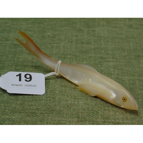 19 - Chinese carved mother of pearl fish, 5.5