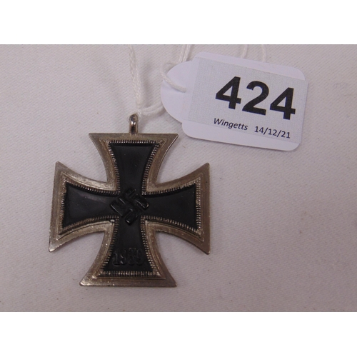 13 - German second class Iron Cross, Klein & Quenzer.