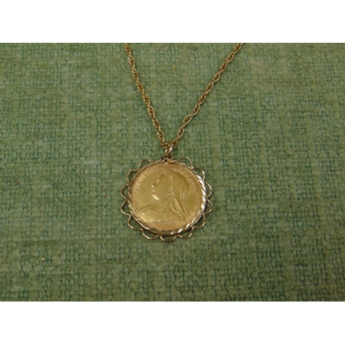 31 - Victorian 1900 gold Sovereign, mounted as a pendant with 9ct gold chain, overall weight 14.5g.