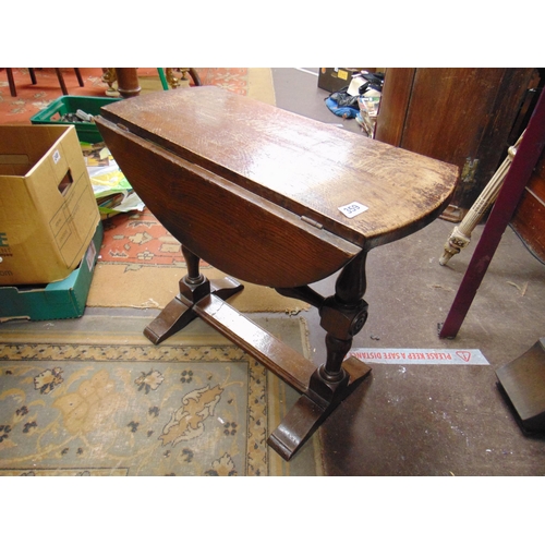 359 - Small oak drop leaf occasional table, 21 x 24 x 12