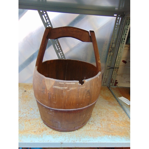 509 - Oriental wooden bucket.