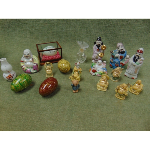 130 - Various Oriental miniatures etc.