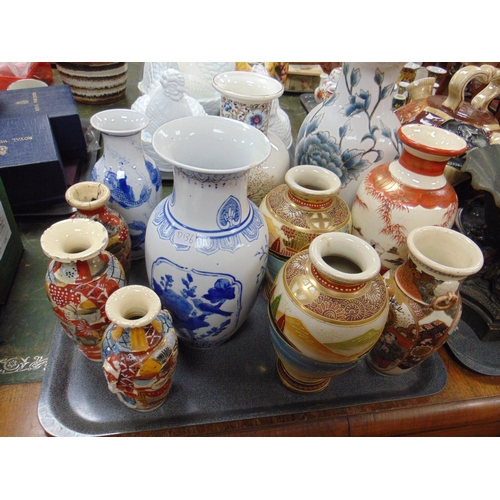 204 - Selection of Oriental vases.