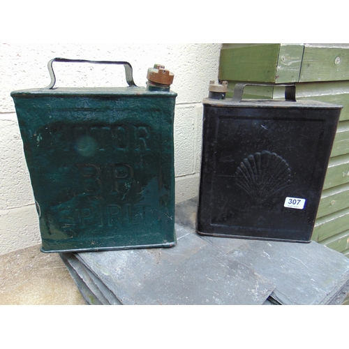 307 - Shell oil can and one other (2).