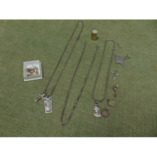 78 - Various silver/ white metal chains, pendants etc.