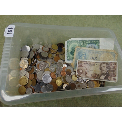 161 - Collection of coins and banknotes.