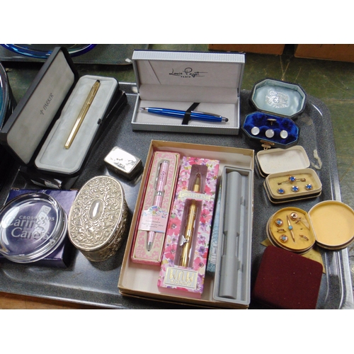 219 - Various Parker pens, costume jewellery, etc.