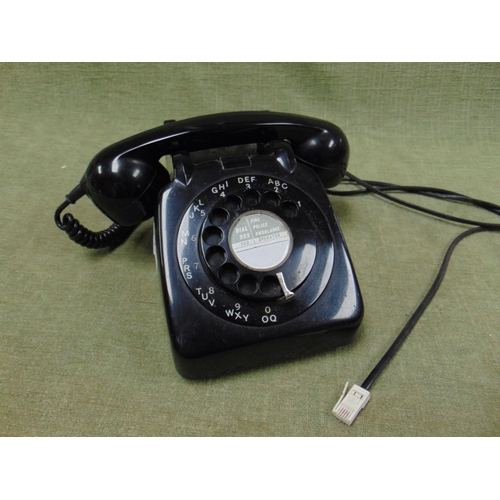 71 - Vintage G.E.C. black Bakelite telephone, Tel 2K/ATT.