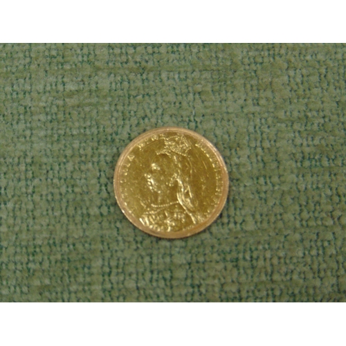 9 - Victoria 1890 gold Sovereign.