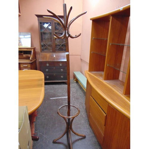 309 - Reproduction Bentwood hat and coat stand. 72