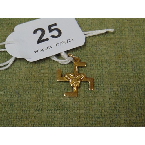 25 - 18 ct gold Swastika form pendant. 3.45gms.