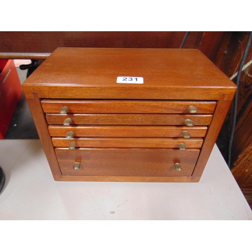 231 - Five drawer table top coin chest. 9 x 12 x 7