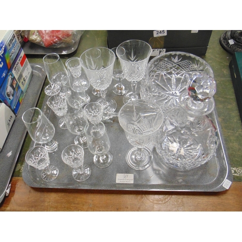 244 - Tray of glassware.