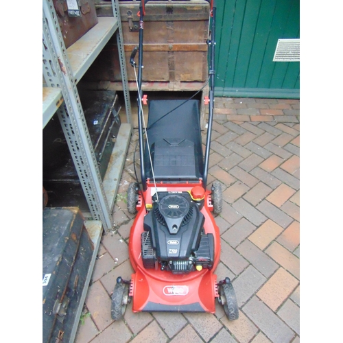 386 - Webb T-100 petrol lawn mower.