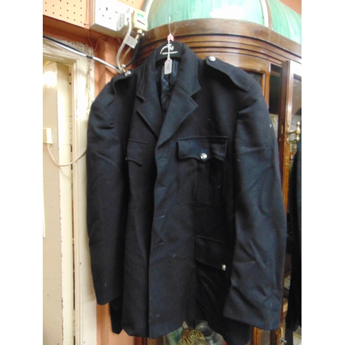 132 - Vintage policeman's 'Houses of Parliment' jacket , size 48.5