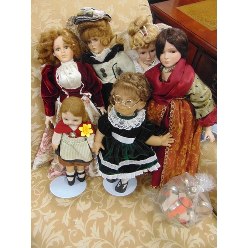 242 - Quantity of collector's dolls.