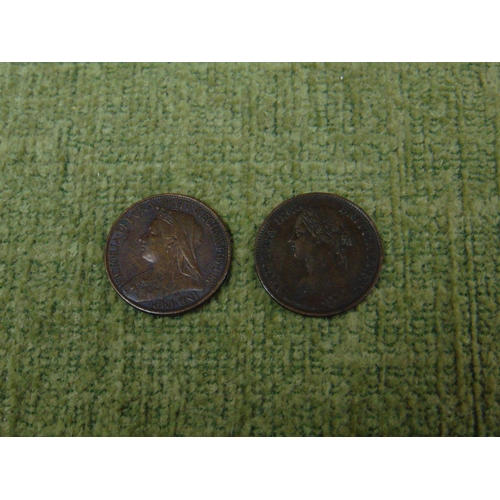 19 - Two farthings EF 1901 - 1866.