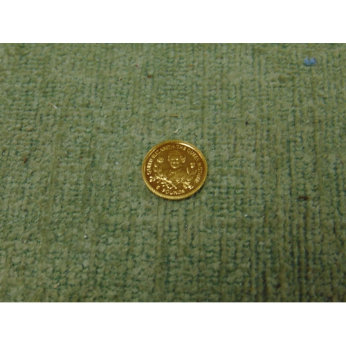 201 - Elizabeth II Guernsey 1998 22ct gold £5 coin.