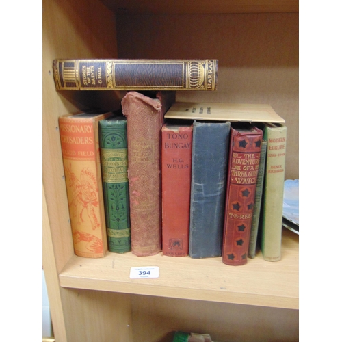 394 - Selection of vintage books.