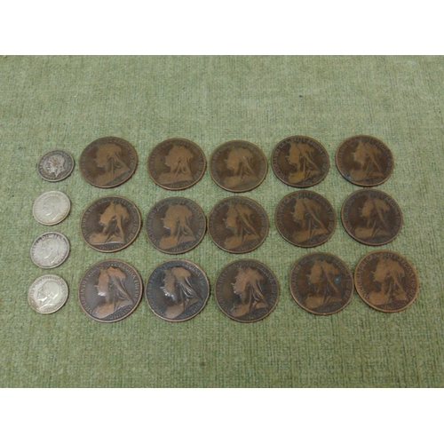 112 - Small collection of Victorian pennies, etc.