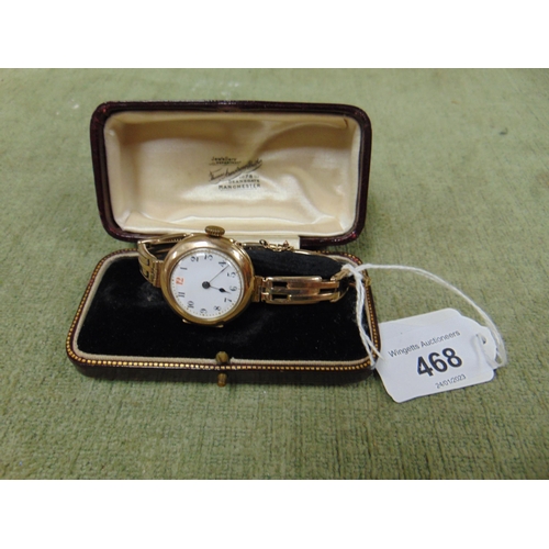 468 - Ladies 9ct gold watch in case.