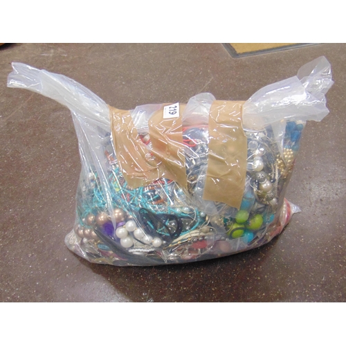 219 - 12 kilo bag of costume jewellery.