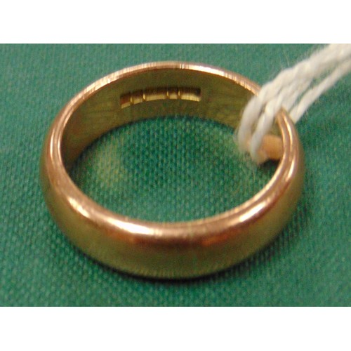 364 - 9ct gold wedding band, 7.5 gms