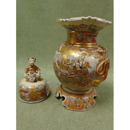 138 - Good oriental satsuma pattern vase on stand having traditional decoration. Character marks to base. ... 