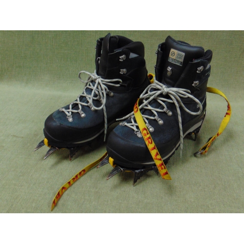 30 - Pair of Scarpa Manta GSb mountaineering boots with integral crampons, size 43.