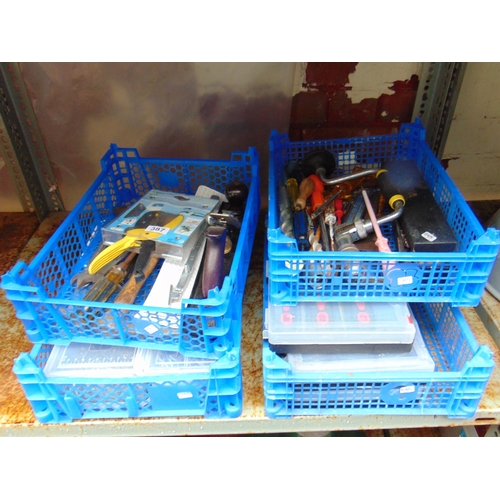 387 - Quantity of tools, etc.