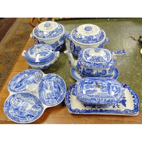 253 - Quantity of Copeland Spode Italian pattern table ware, etc.