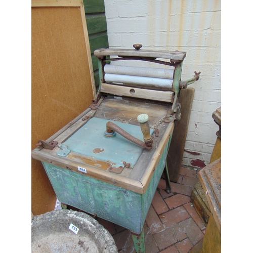 494 - Vintage Ewbank washing machine, having integrated mangle.