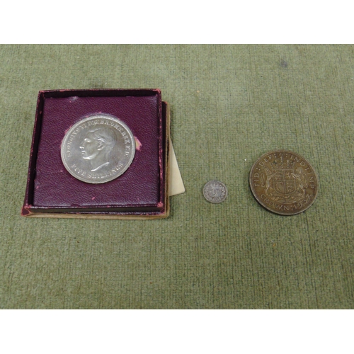 393 - Maundy 2d coin ,1937 crown and a 1951 crown (3).