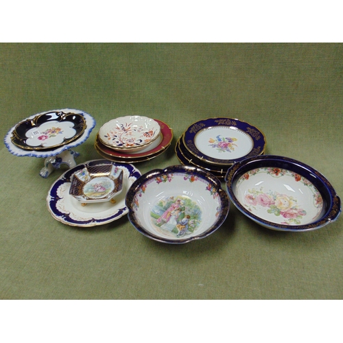 85 - Quantity of floral china.