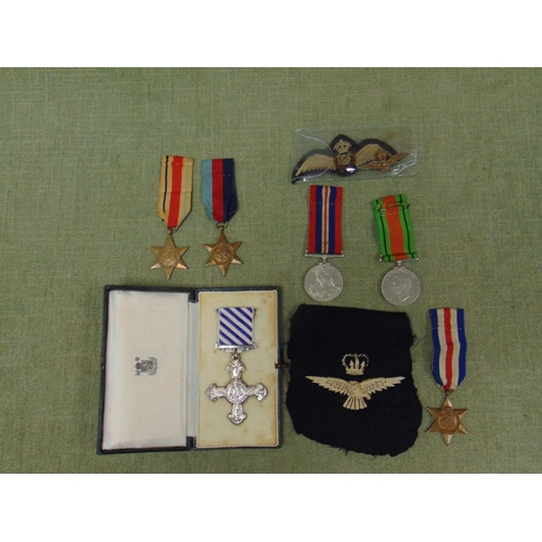 4 - Group of five 2nd World War medals , attributed to Squadron Leader J.N. 'Taff' Owen, D.F.C, Royal Ai... 