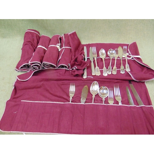 46 - Quantity of Roberts & Belk Kings pattern cutlery.