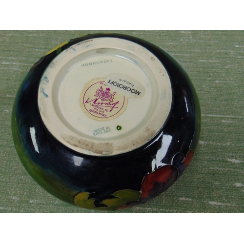 195 - Moorcroft lidded bowl, having original paper label.