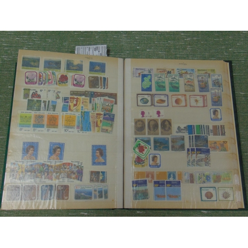 261 - New Zealand large mint and used KG V - QE II collection in well filled green stock book.