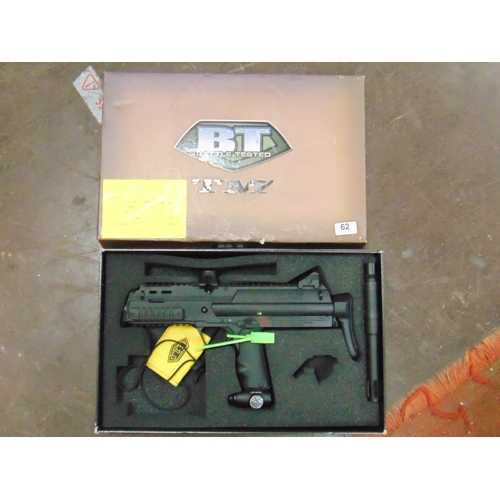 62 - Boxed TMT  MPT paintball gun. Please note: Purchasers must be over 18 and photographic ID must be pr... 