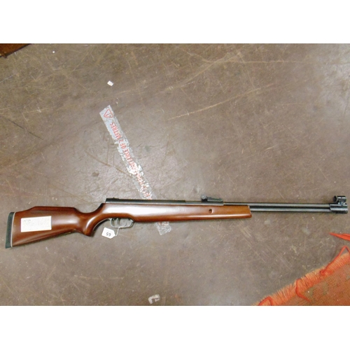 65 - SMK 5.5 MM air rifle. Please note: Purchasers must be over 18 and photographic ID must be produced i... 