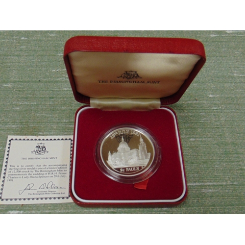 444 - Cased silver Proof medallion, 1981 St Paul's Cathedral, Marriage of Prince Charles and Lady Diana Sp... 